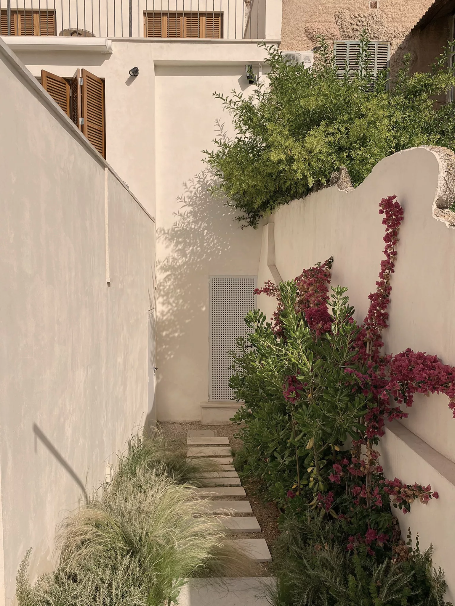 REFORMA Vivienda unifamiliar por ESTUDIO AB2 ARQUITECTURA en Palma, El Terreno