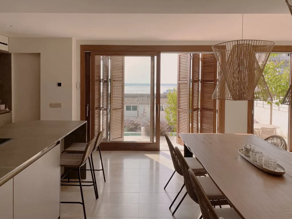 REFORMA Vivienda unifamiliar por ESTUDIO AB2 ARQUITECTURA en Palma, El Terreno