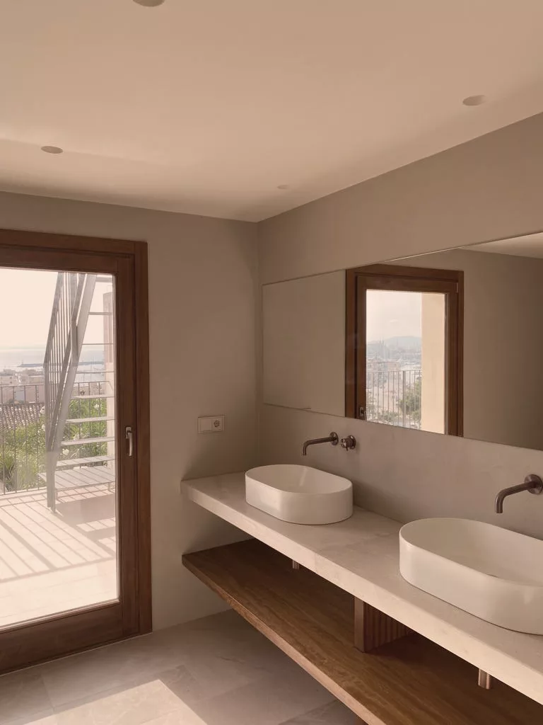 REFORMA Vivienda unifamiliar por ESTUDIO AB2 ARQUITECTURA en Palma, El Terreno